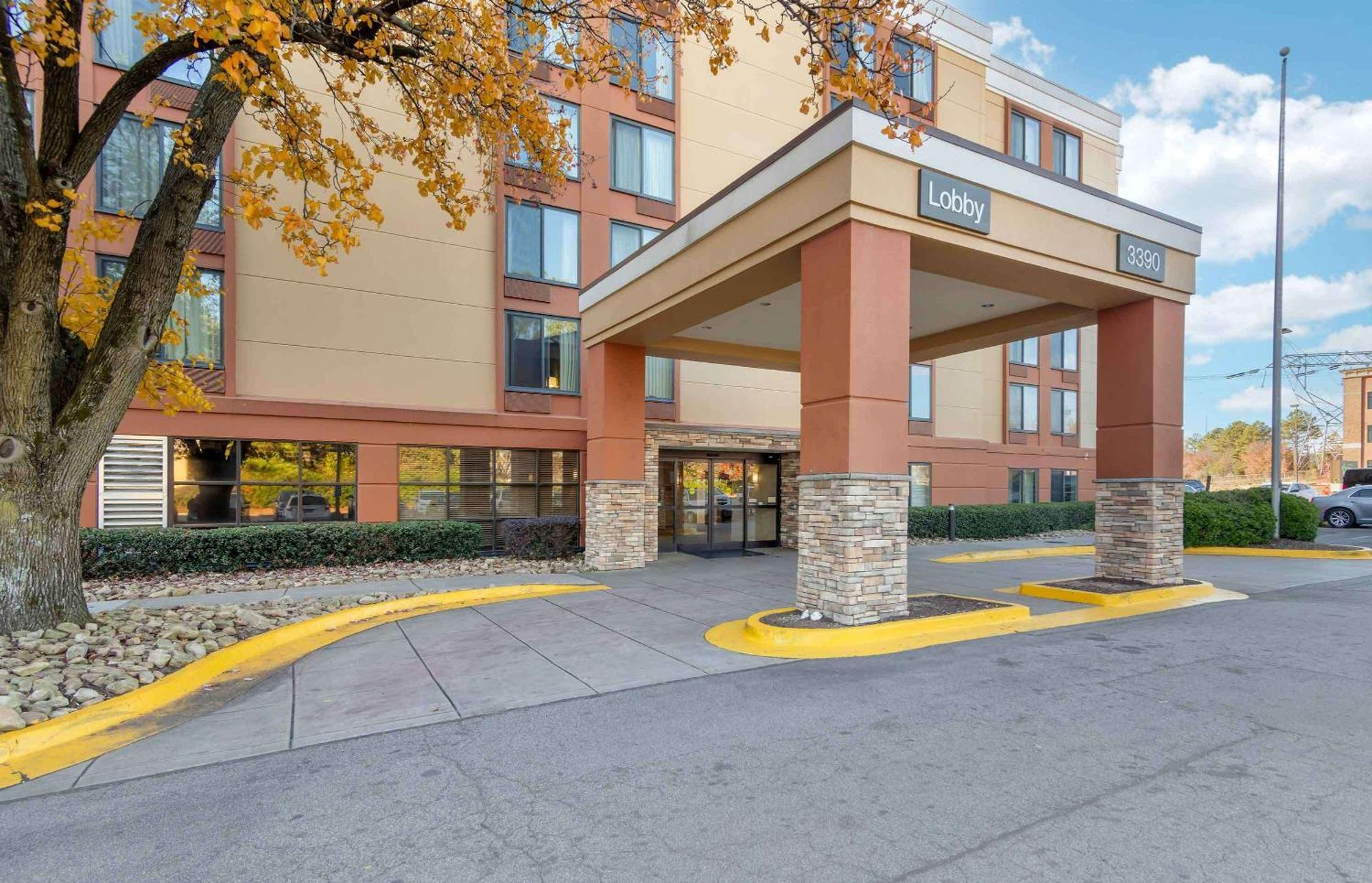 דולות' Extended Stay America Suites - Atlanta - Gwinnett Place מראה חיצוני תמונה