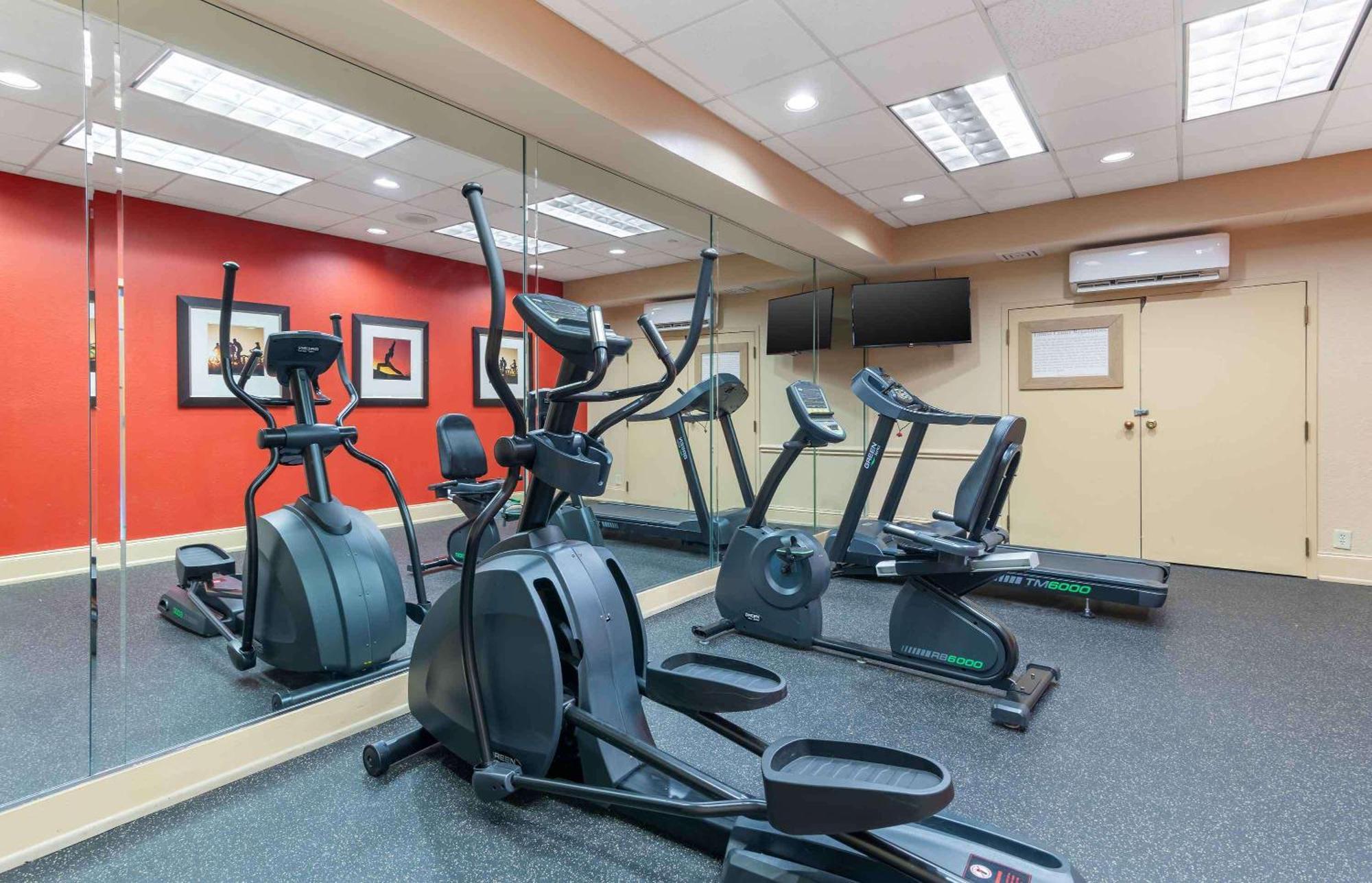 דולות' Extended Stay America Suites - Atlanta - Gwinnett Place מראה חיצוני תמונה